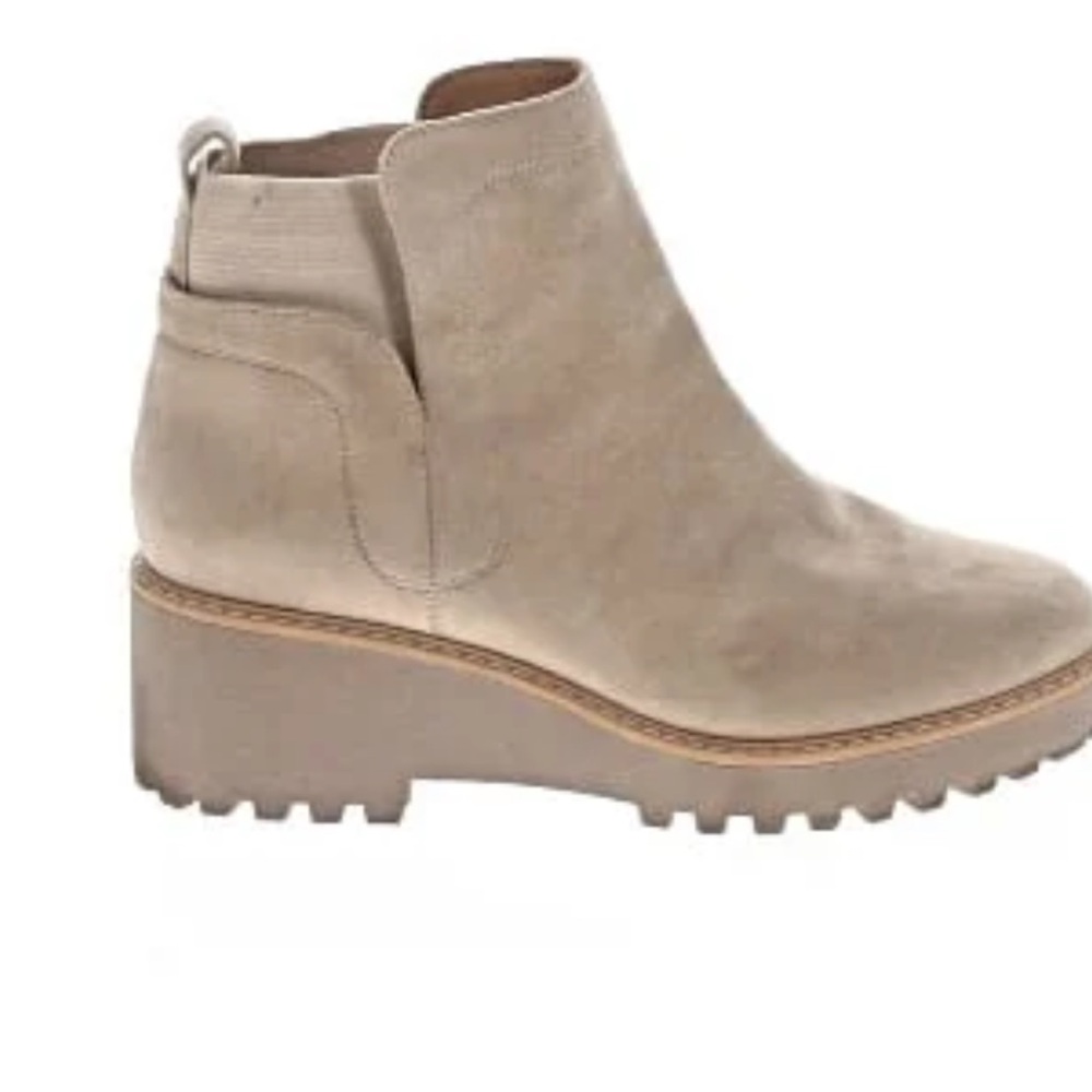 Dolce Vita Beige Ankle Booties